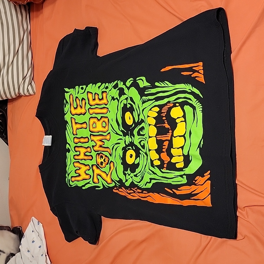 Vintage white zombie band shirt